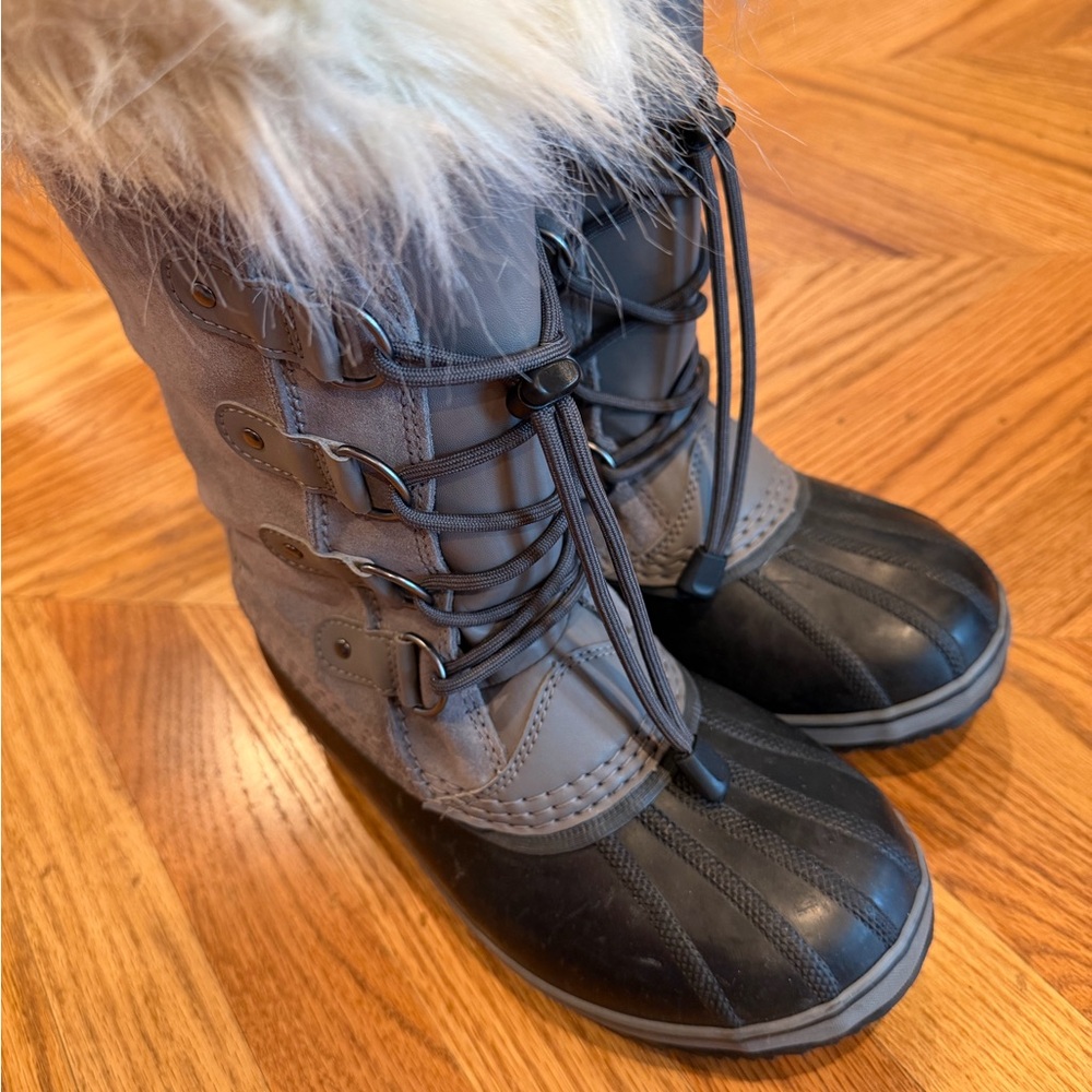 Sorel Winter Snow Boots Gray Black Women’s Size 5
